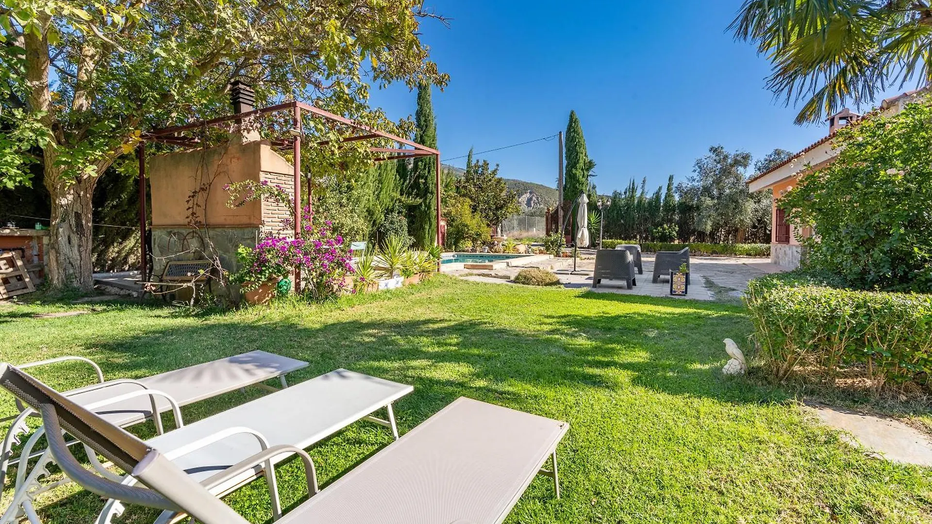Casa Rural A Pie De Sierra Nigueelas Holiday home